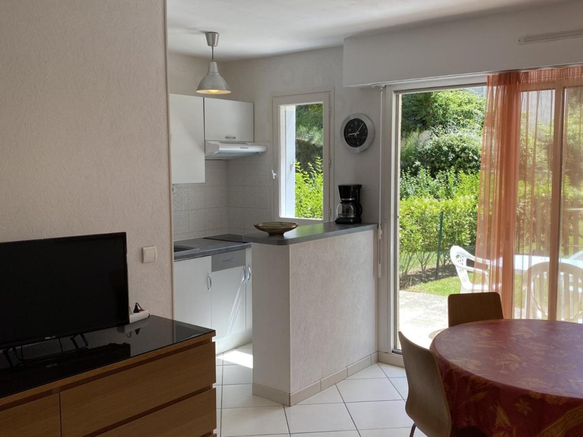 Апартаменты Cabourg : Studio Rez-De-Jardin Proche Plage, Animaux Acceptes, Tv, Wi-Fi Optionnel - Fr-1-487-331 Экстерьер фото